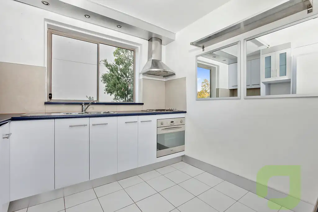 Main view of Homely apartment listing, 3/117 Manningham Street, Parkville VIC 3052
