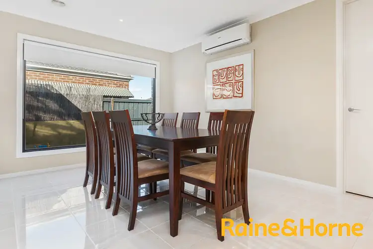 Sixth view of Homely house listing, 52 Bluemist Circuit, Lyndhurst VIC 3975
