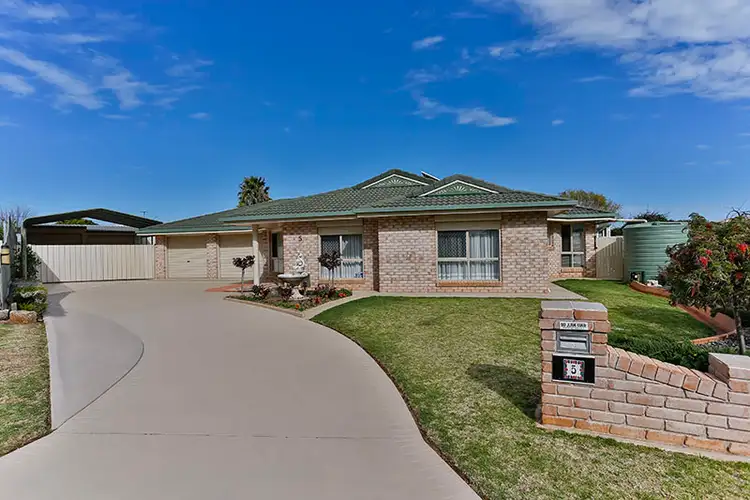 5 Beverley Close, Middle Ridge QLD 4350