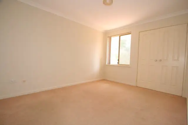 Sixth view of Homely unit listing, 2/70a Parkin St, Rockingham WA 6168
