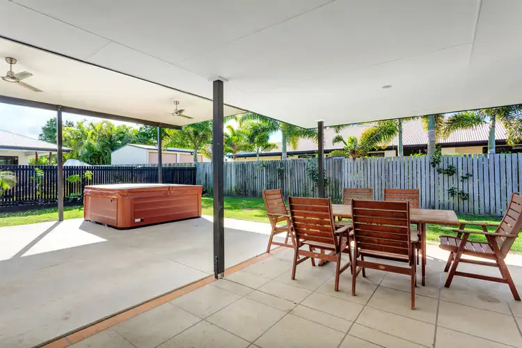 37 Acacia Crescent, Tin Can Bay QLD 4580