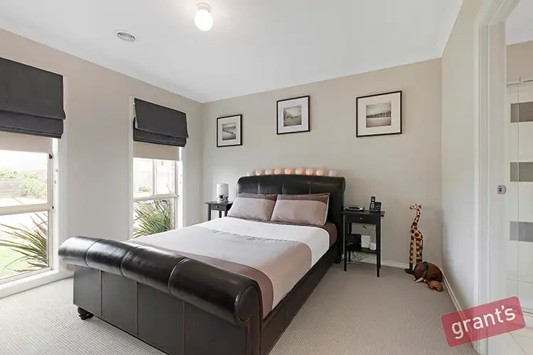 Seventh view of Homely house listing, 10 Liberty Avenue, Berwick VIC 3806