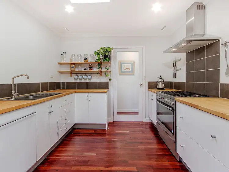 Seventh view of Homely house listing, 5 Heaton Way, Safety Bay WA 6169