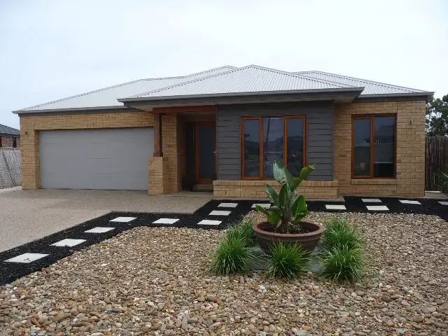 Main view of Homely house listing, 4 Dover Crt, Echuca VIC 3564