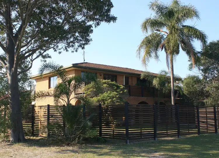 11 Waratah Avenue, Yamba NSW 2464