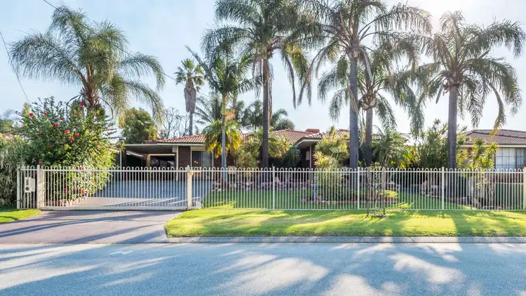 Third view of Homely house listing, 10 Argyll Close, Camillo WA 6111
