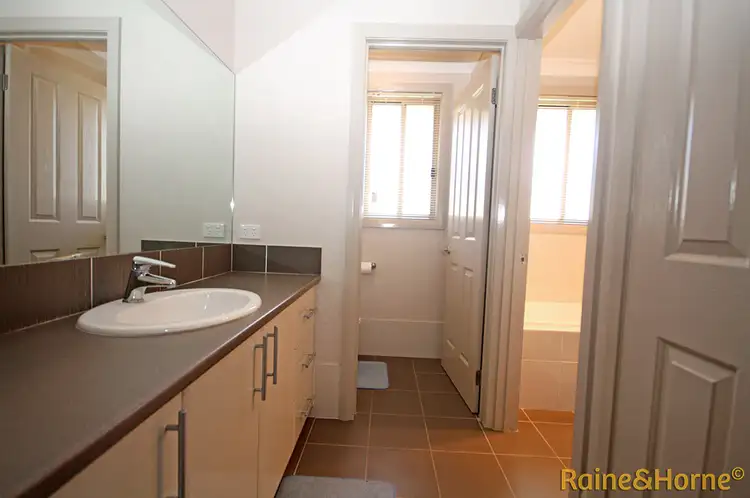 Fifth view of Homely house listing, 18 Sunvale Avenue, Dubbo NSW 2830