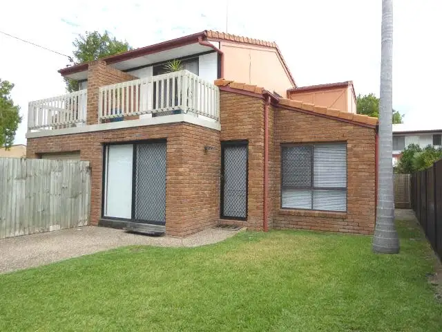 Main view of Homely semi-detached listing, 2/90 Frank Street, Labrador QLD 4215