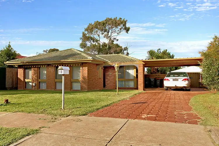 16 Chelmsford Way, Melton West VIC 3337