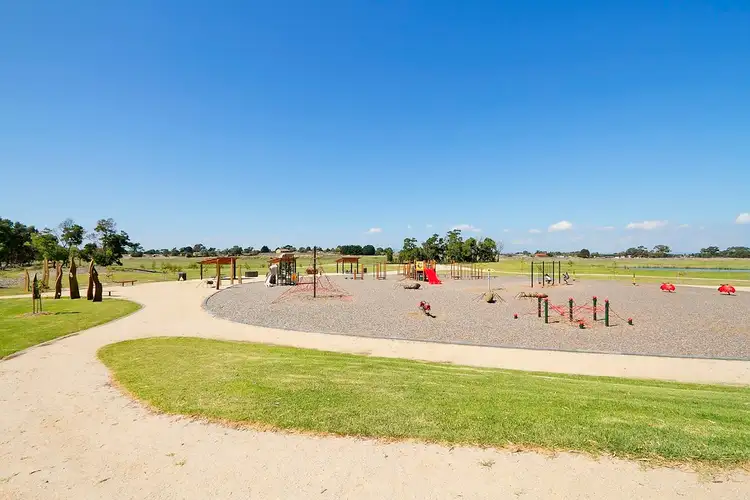 Fourth view of Homely house listing, 2 Patricia Loop, Keysborough VIC 3173