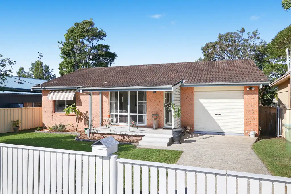 Main view of Homely house listing, 16 Tasman Avenue, Killarney Vale NSW 2261