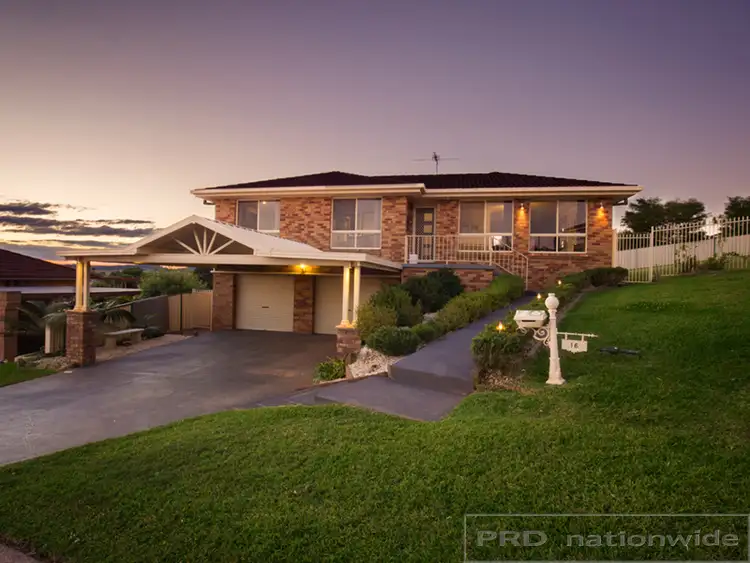 16 Robert Close, Rutherford NSW 2320