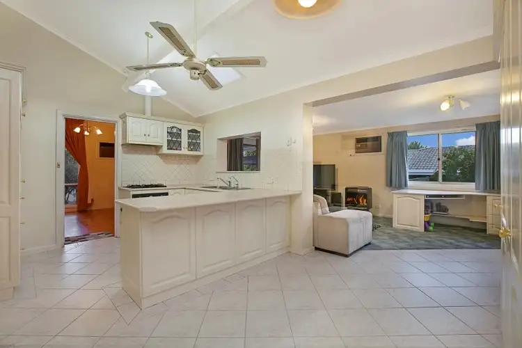 Second view of Homely house listing, 29 Oakridge Rise, Huntfield Heights SA 5163