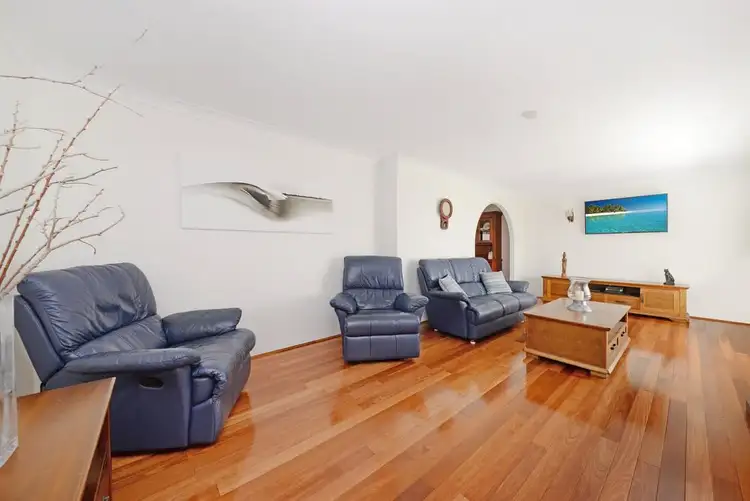 Second view of Homely house listing, 8 Gibson Place, Chifley NSW 2036