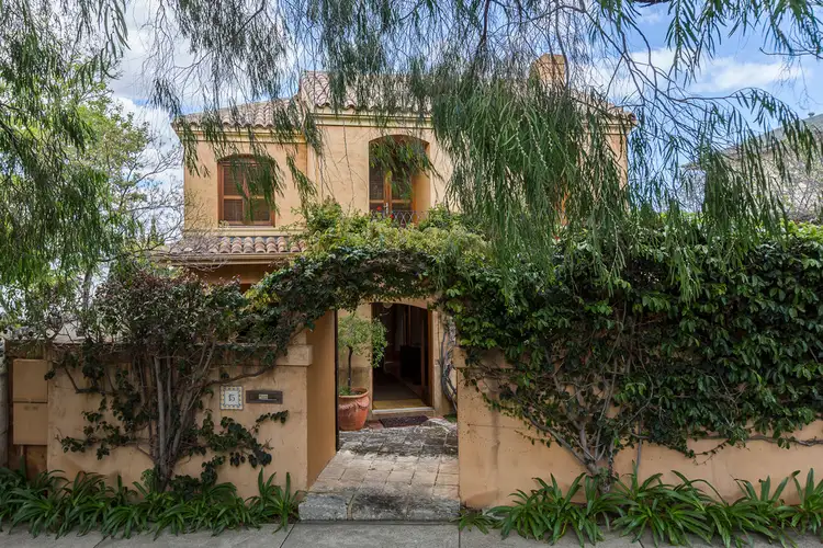 15 Clarendon Street, Cottesloe WA 6011