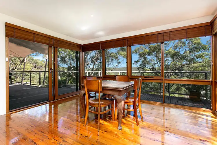 11 Larkspur Place, Heathcote NSW 2233