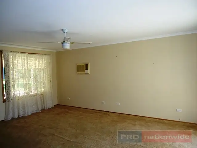 Fifth view of Homely house listing, 11 Wattle Crescent, Tumut NSW 2720