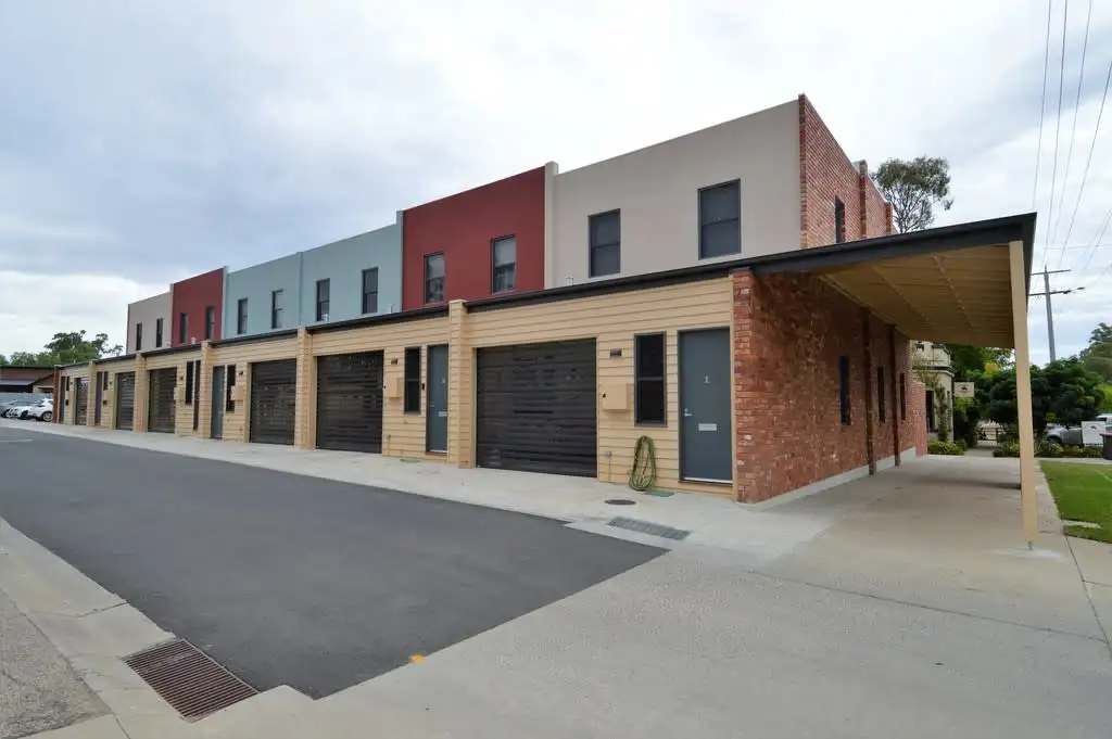 Main view of Homely townhouse listing, 11 Campaspe Street, Echuca VIC 3564