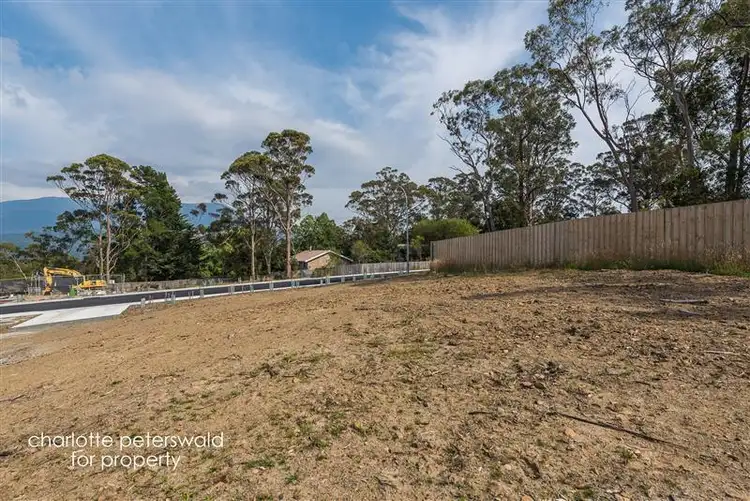 1 Ribbon Gum Court, Mount Nelson TAS 7007
