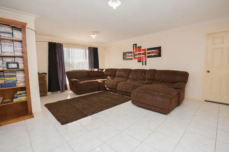 Second view of Homely house listing, 6 Claret Ash Close, Aberglasslyn NSW 2320
