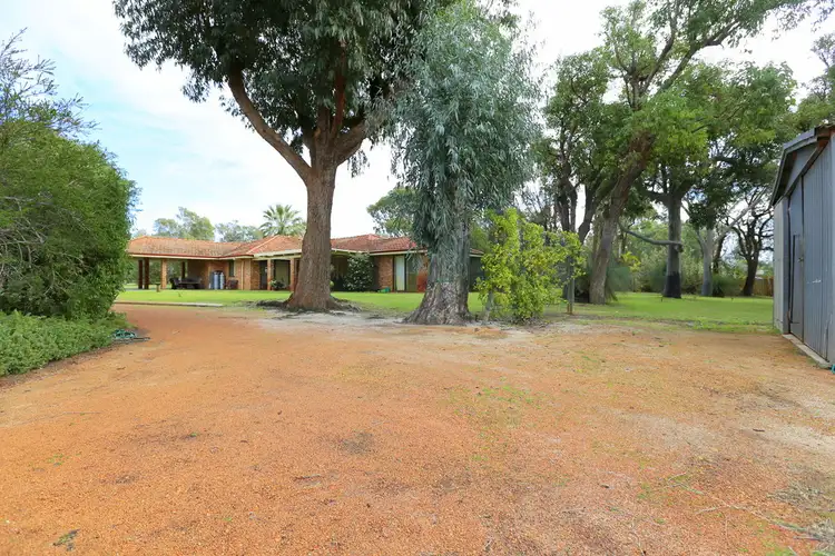 40 Lorimer Road, Wattleup WA 6166
