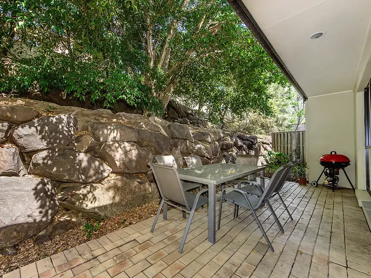 Sixth view of Homely house listing, 5 Blackwattle Circuit, Arundel QLD 4214