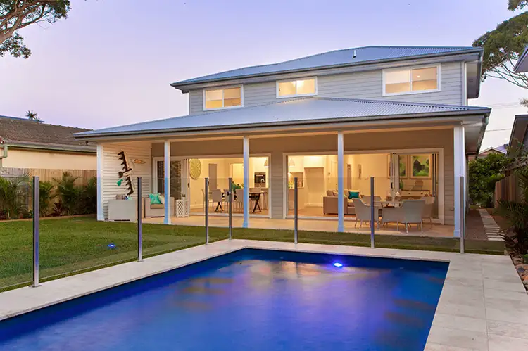 4 Ross Street, North Curl Curl NSW 2099