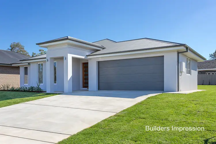 4 Colombo Avenue, Brucedale NSW 2650