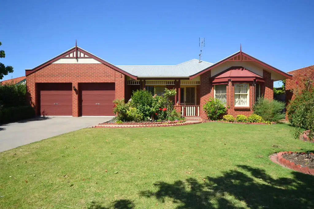Main view of Homely house listing, 10 Finlayson Court, Horsham VIC 3400