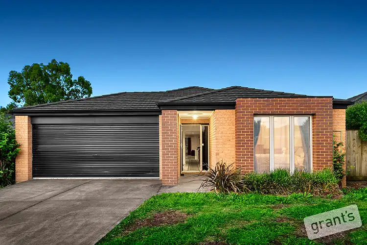 19 Mikasa Place, Pakenham VIC 3810