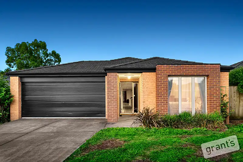 Main view of Homely house listing, 19 Mikasa Place, Pakenham VIC 3810