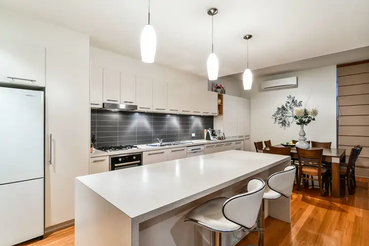 2/165 Stock Road, Attadale WA 6156