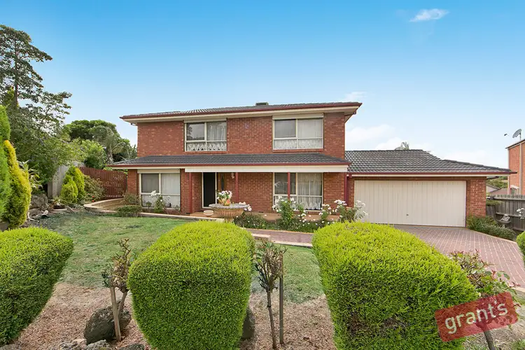 6 Heard Close, Berwick VIC 3806