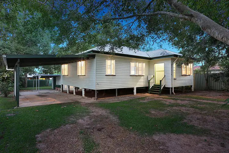 65 Beerwah Pde, Beerwah QLD 4519