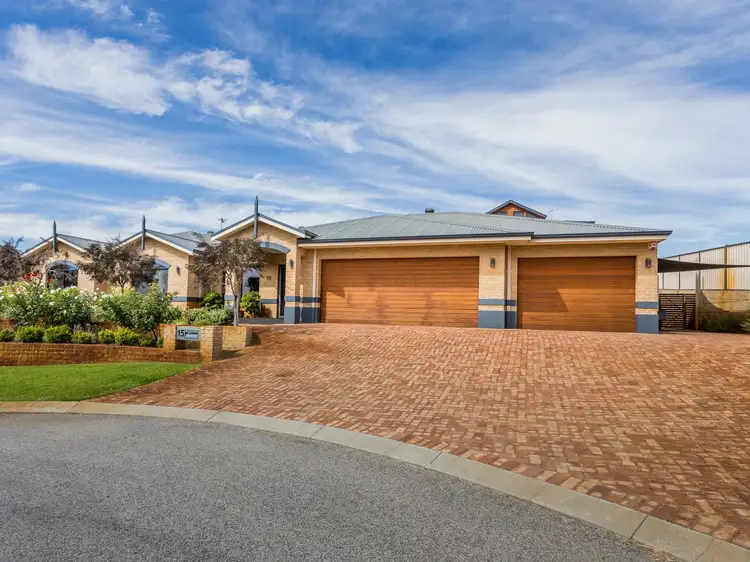 15 Bundegi Grove, Yangebup WA 6164