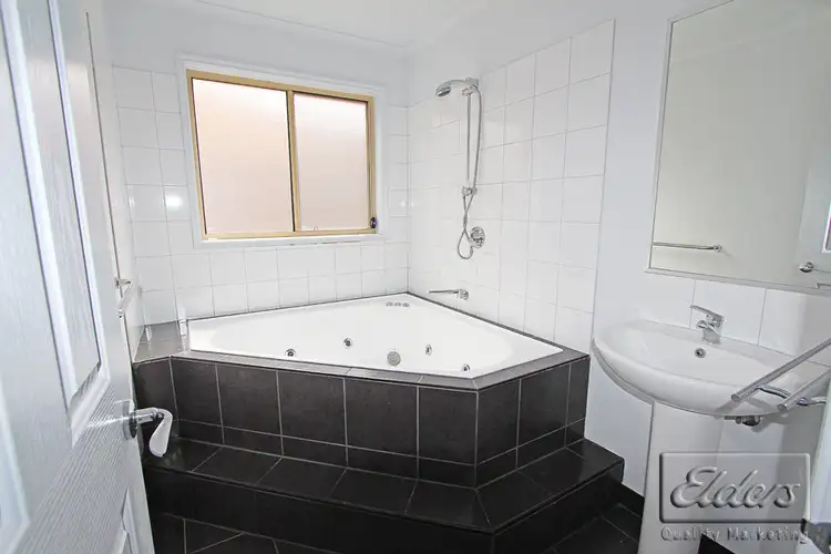 Sixth view of Homely house listing, 18 Sovereign Gardens, Kangaroo Flat VIC 3555