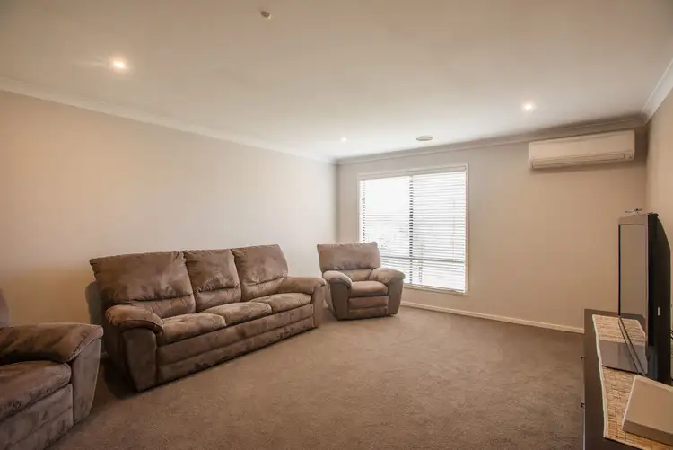 Sixth view of Homely house listing, 5 Kelvin Way, Bacchus Marsh VIC 3340