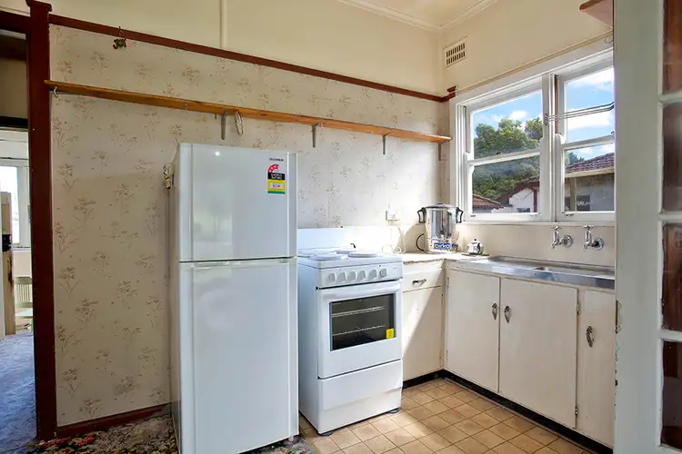 Fifth view of Homely house listing, 84 Inch Street, Lithgow NSW 2790