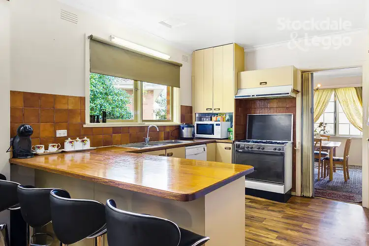 Fourth view of Homely house listing, 3 McCredden Court, Box Hill South VIC 3128