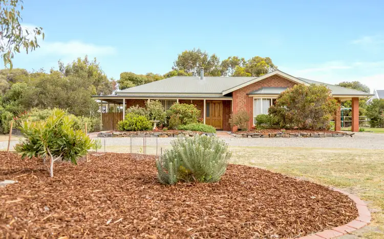 19 Vanali Drive, Port Elliot SA 5212