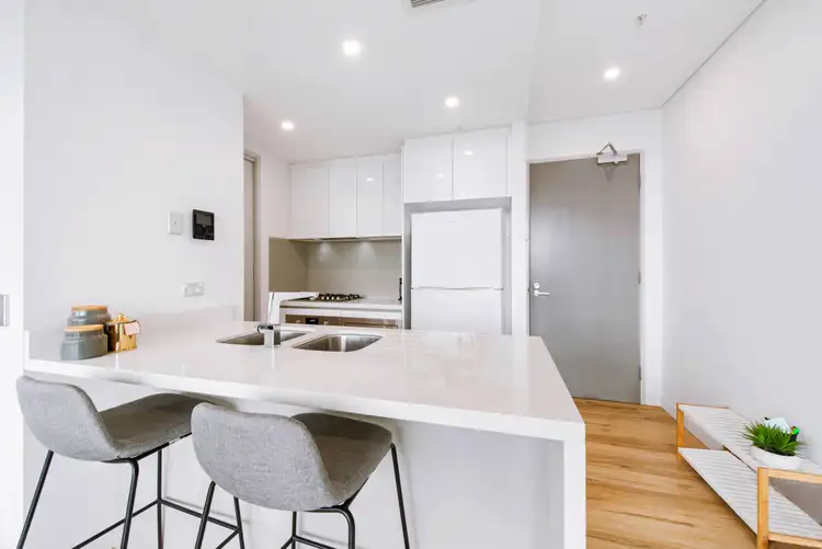 Fourth view of Homely apartment listing, 1001/2 Como Crescent, Southport QLD 4215