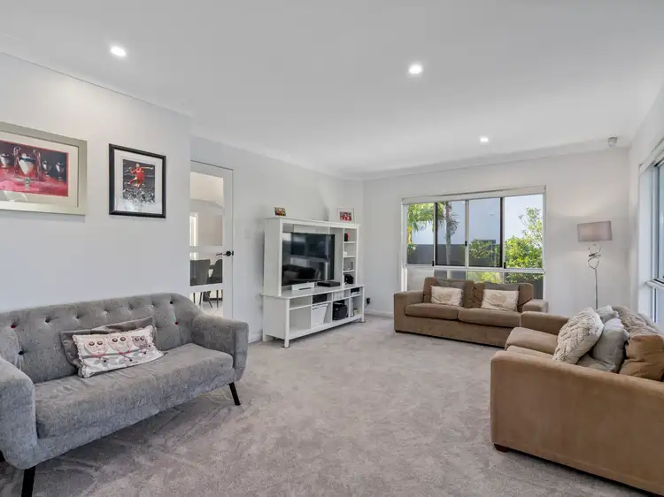Sixth view of Homely house listing, 3 Medina Court, Ormiston QLD 4160