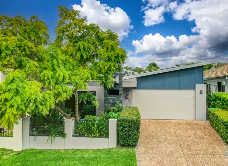 11 Saint Paul Crescent, Varsity Lakes QLD 4227