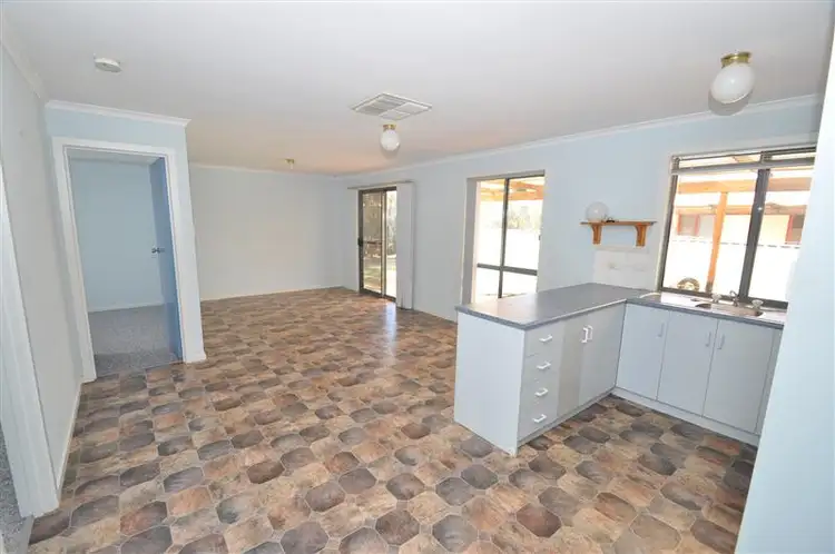 Fifth view of Homely house listing, 39B Maireana Circuit, Roxby Downs SA 5725