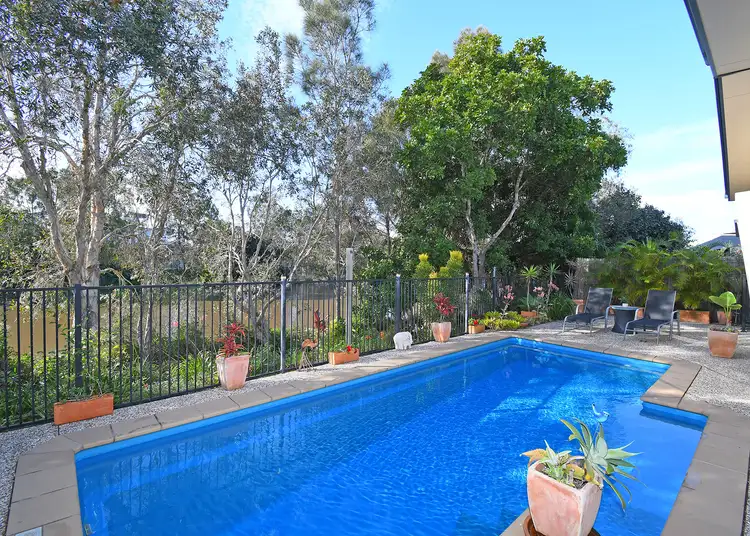 19 Harmony Avenue, Urraween QLD 4655