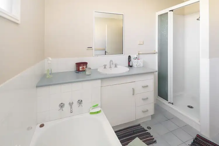 Fifth view of Homely unit listing, 5/4 Lowth Street, Rosslea QLD 4812