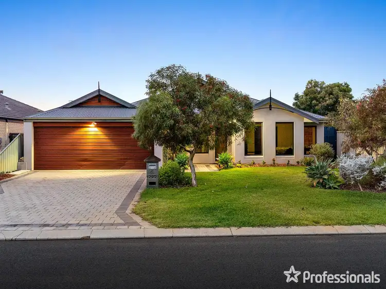 4 Waterfront Parkway, Shoalwater WA 6169