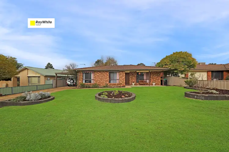 8 Martin Place, Tumut NSW 2720