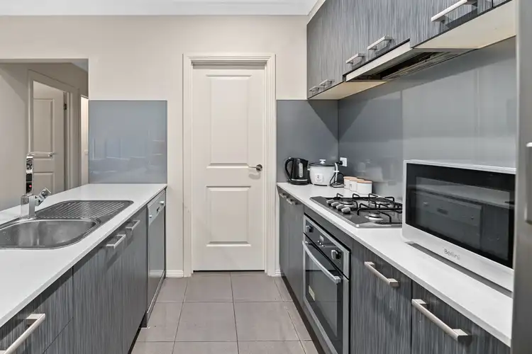 Second view of Homely house listing, 34 Wilkiea Crescent, Cranbourne North VIC 3977