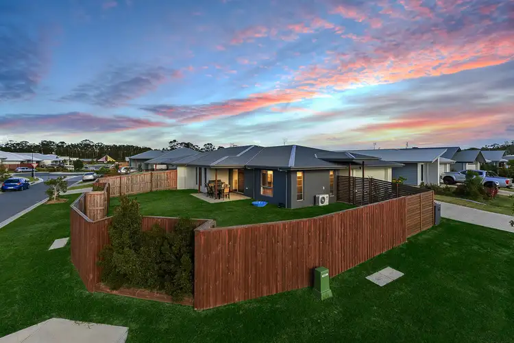 2/44 Haslewood Crescent, Meridan Plains QLD 4551